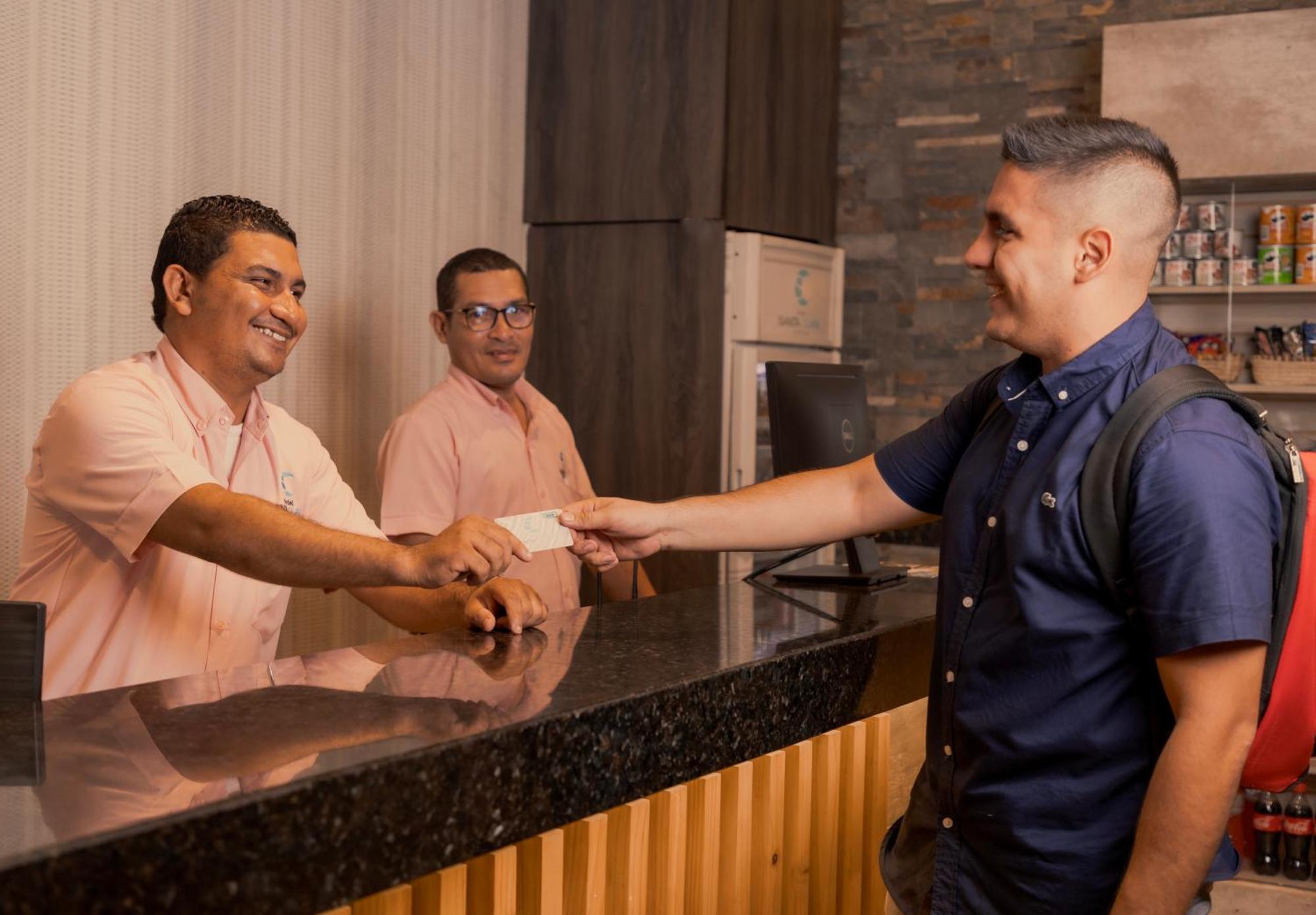 Hotel Santa Clara Boutique Монтерія Екстер'єр фото