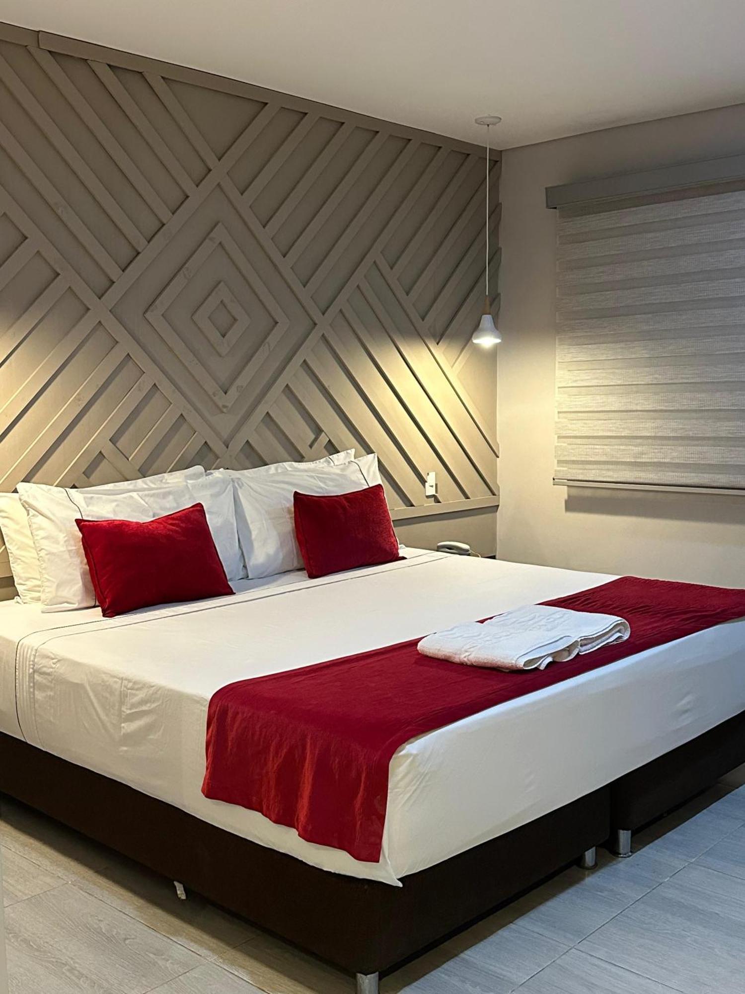 Hotel Santa Clara Boutique Монтерія Екстер'єр фото