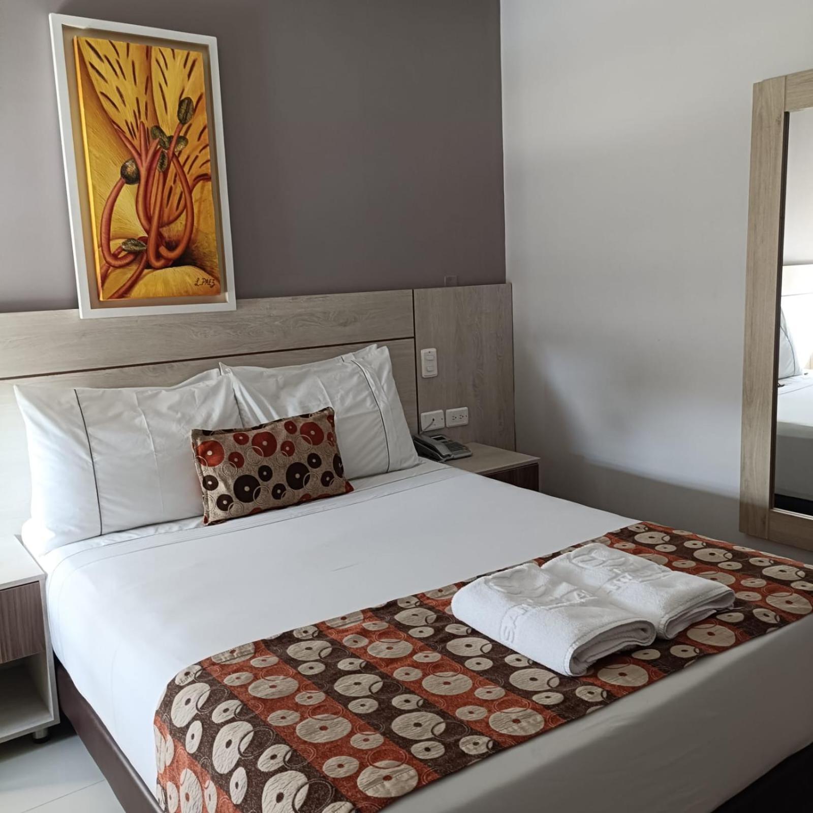 Hotel Santa Clara Boutique Монтерія Екстер'єр фото