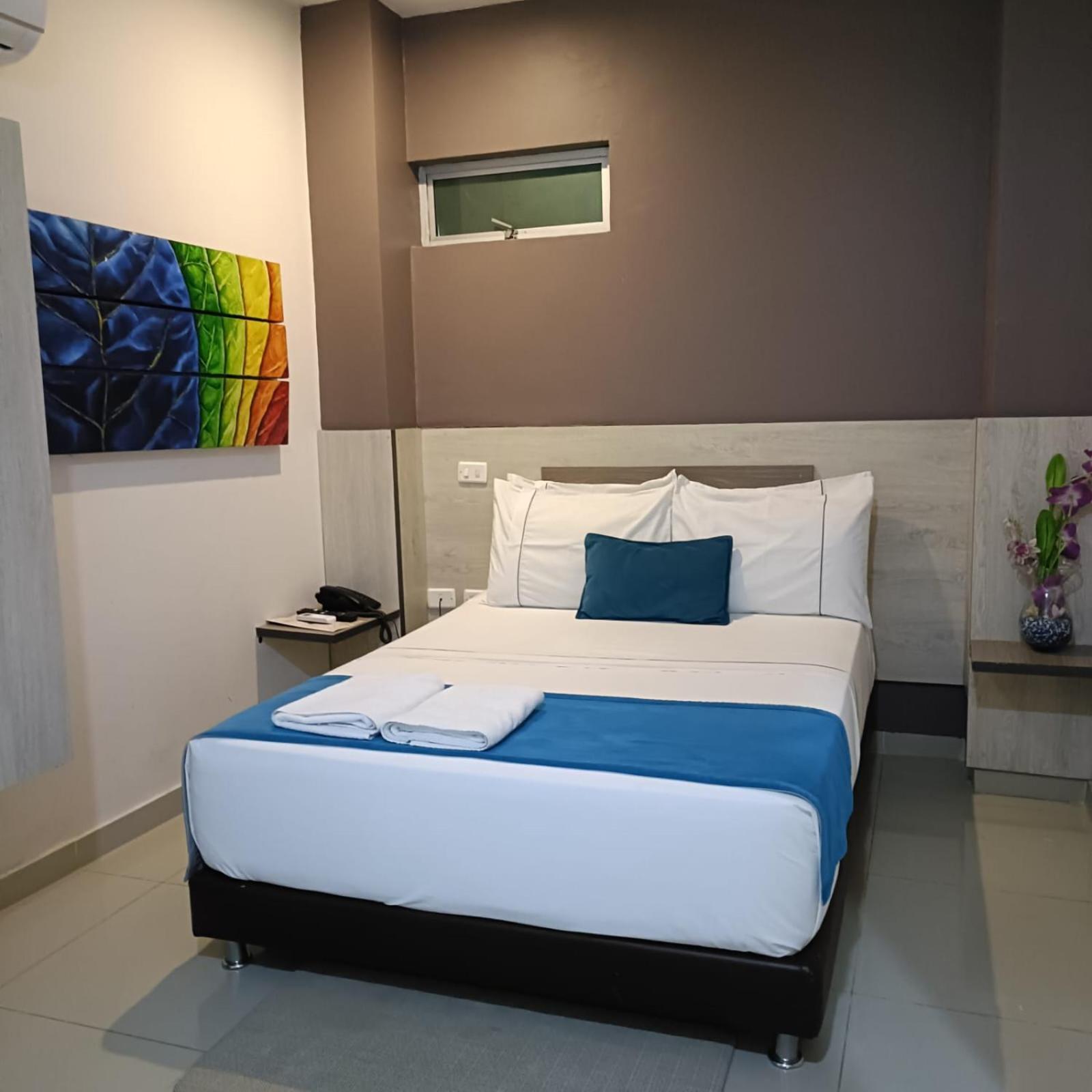 Hotel Santa Clara Boutique Монтерія Екстер'єр фото