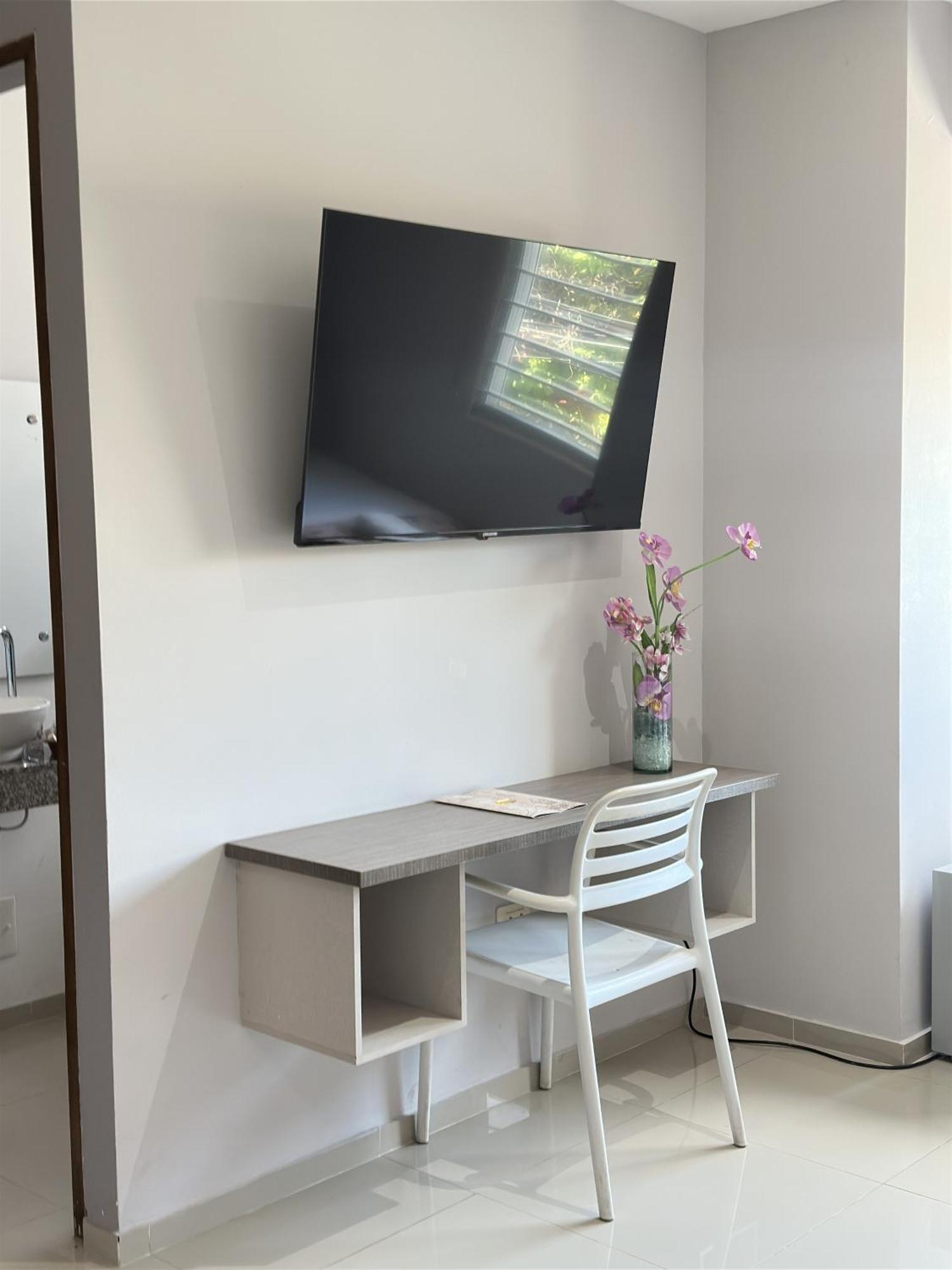 Hotel Santa Clara Boutique Монтерія Екстер'єр фото